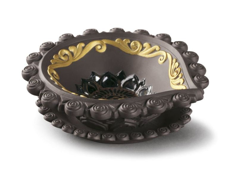 Lladro - Lotus Round Diya