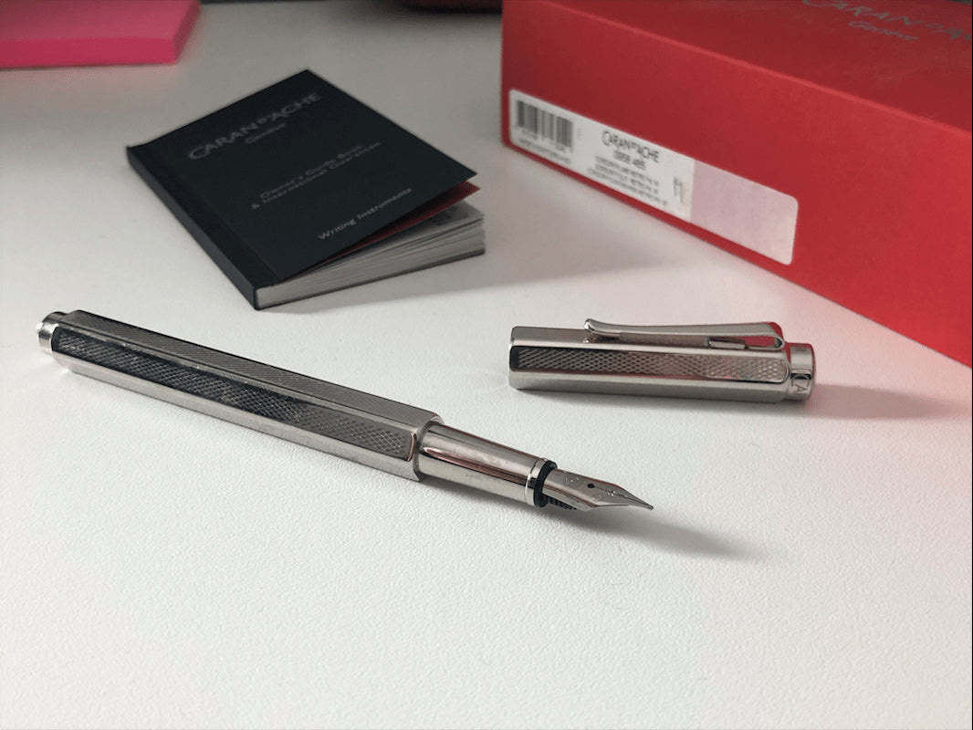 Caran D'Ache -Fountain Pen Ecridor Retro